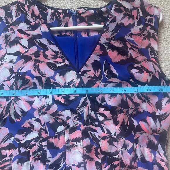 J. Crew pleated dress in hibiscus print - Size 0 - Picture 6 of 7